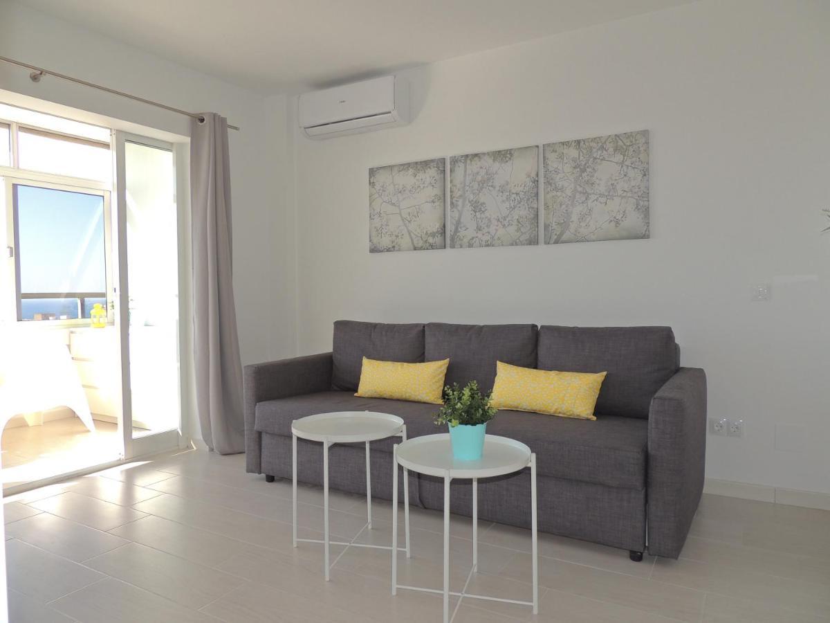 Puertosol 101: Beachfront Retreat with Sea Views Benalmadena Exterior photo