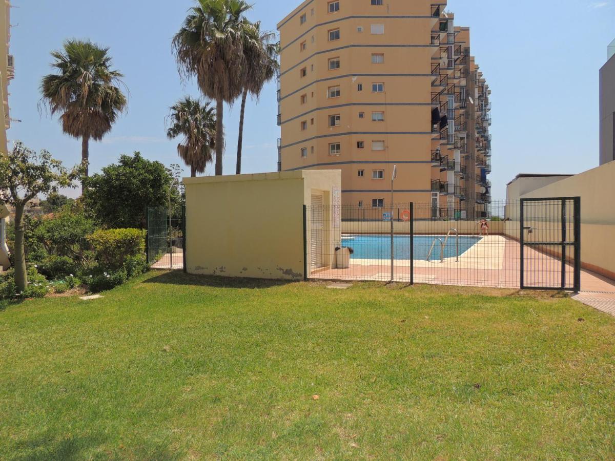 Puertosol 101: Beachfront Retreat with Sea Views Benalmadena Exterior photo