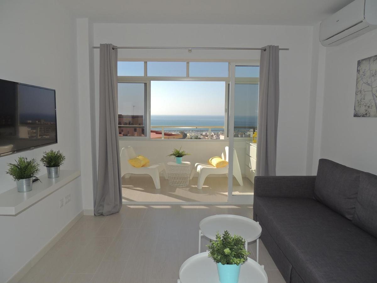 Puertosol 101: Beachfront Retreat with Sea Views Benalmadena Exterior photo